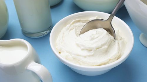 Pentingnya Pelihara Bakteri Baik di Pencernaan dengan Konsumsi Yogurt