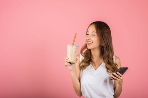 Honey Earl Grey Milk Tea & Vanilla Chamomile: Minuman Kekinian yang Asam Lambung-Friendly!
