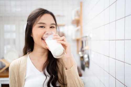 Susu UHT & Fresh Milk Pasteurisasi, Bedanya Apa Sih?